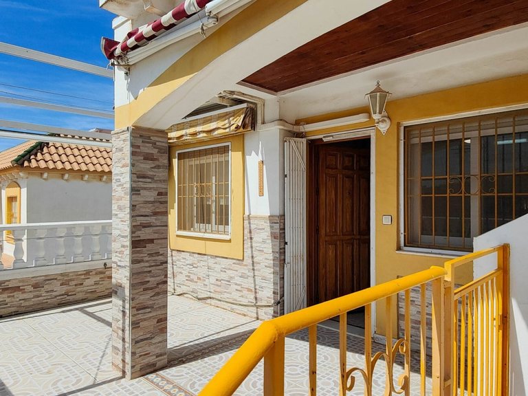 Apartment for Sale in Torrevieja, Alicante 3