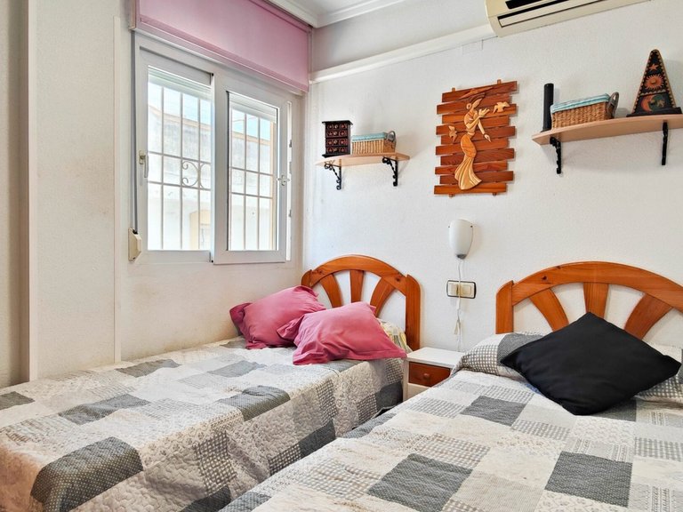 Apartment for Sale in Torrevieja, Alicante 23