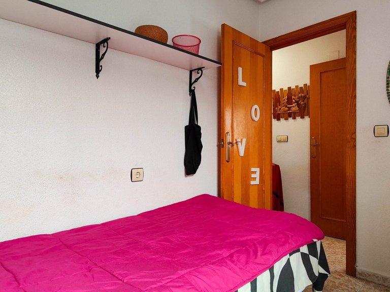 Apartment for Sale in Torrevieja, Alicante 27