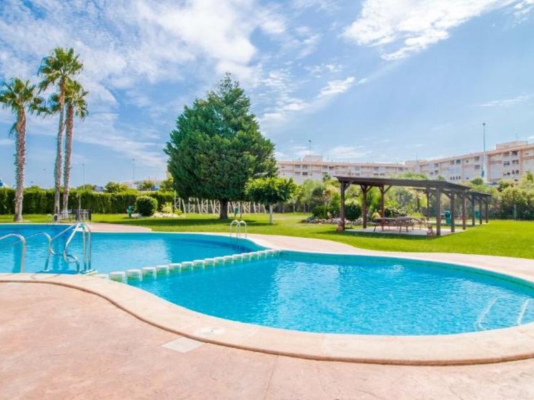 Apartment for Sale in Torrevieja, Alicante 36