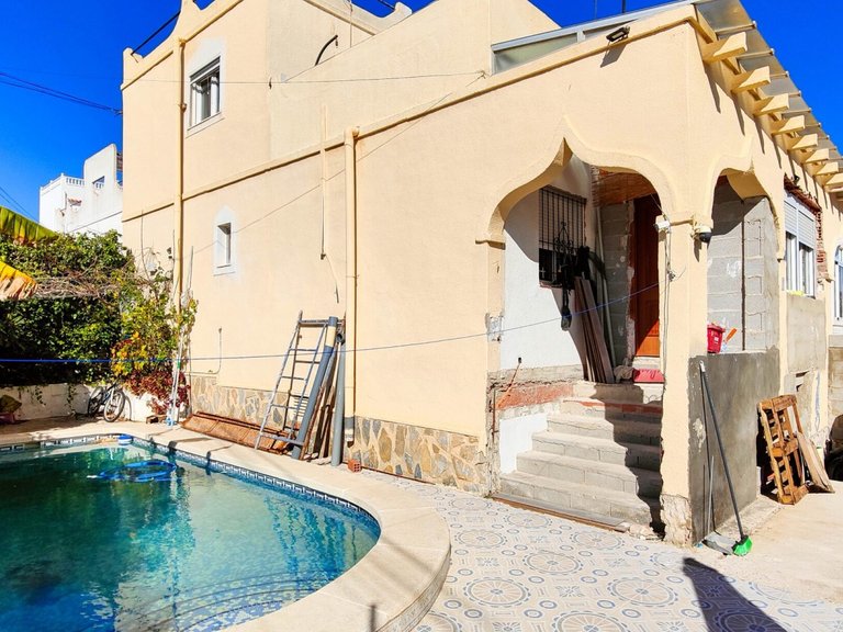 Town House for Sale in San Miguel De Salinas, Alicante 1