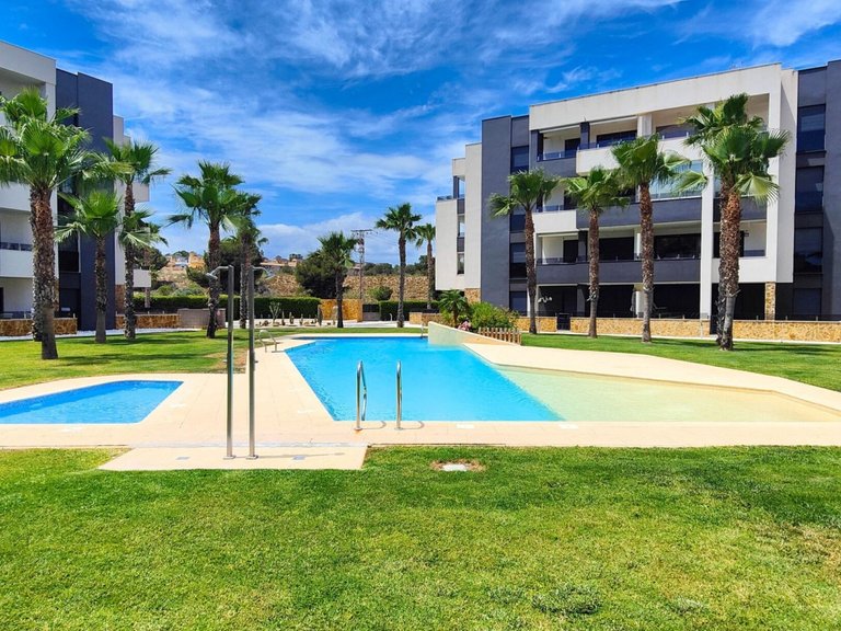 Apartment for Sale in Orihuela Costa, Alicante 39