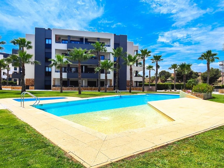 Apartment for Sale in Orihuela Costa, Alicante 40