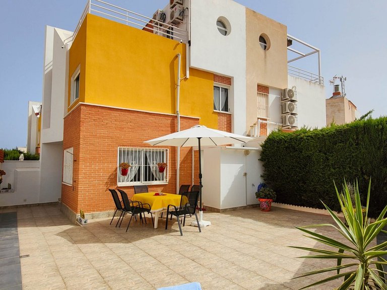 Town House for Sale in Orihuela Costa, Alicante 1