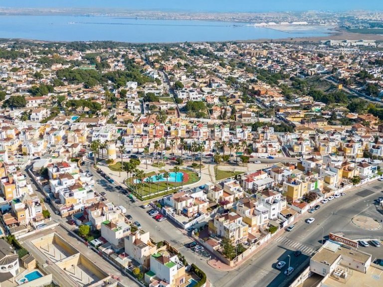 Town House for Sale in Orihuela Costa, Alicante 39