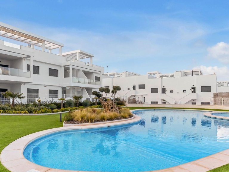Villa for Sale in Torrevieja, Alicante 27