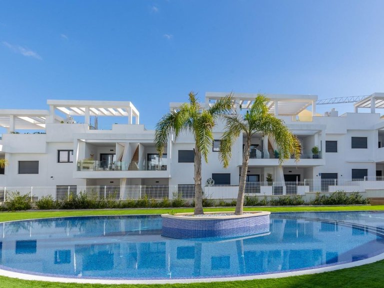 Villa for Sale in Torrevieja, Alicante 34