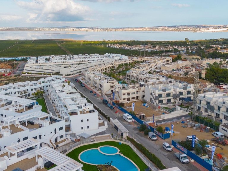 Villa for Sale in Torrevieja, Alicante 39