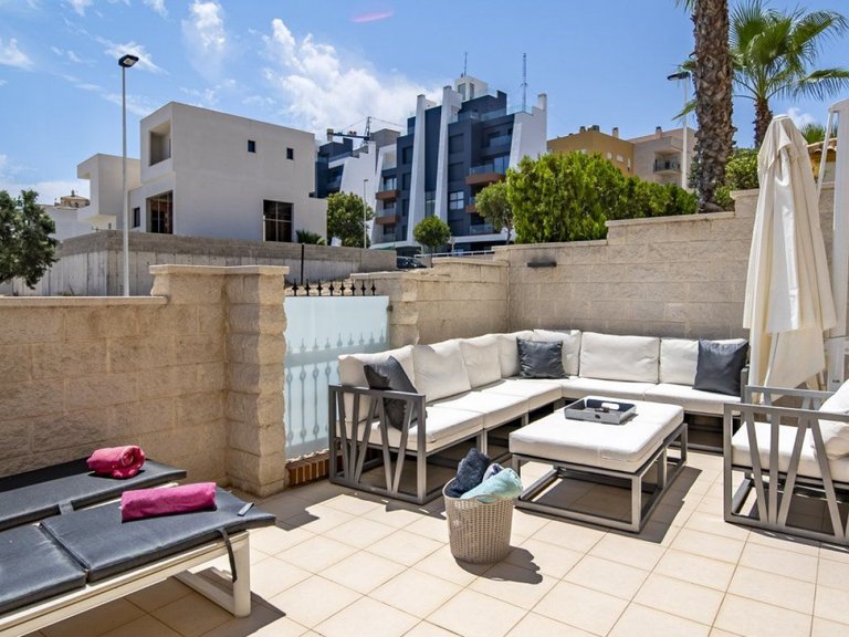 Apartment for Sale in Guardamar Del Segura, Alicante 26