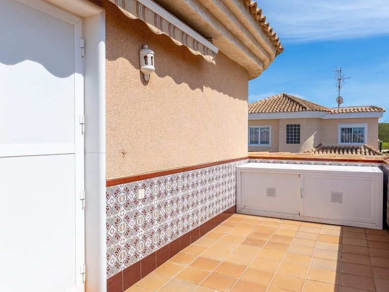 Villa for Sale in Torrevieja, Alicante 22