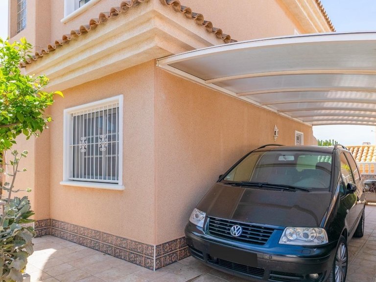 Villa for Sale in Torrevieja, Alicante 33