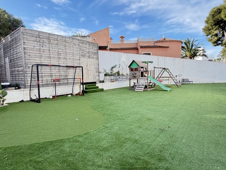Villa for Sale in Orihuela Costa, Alicante 3