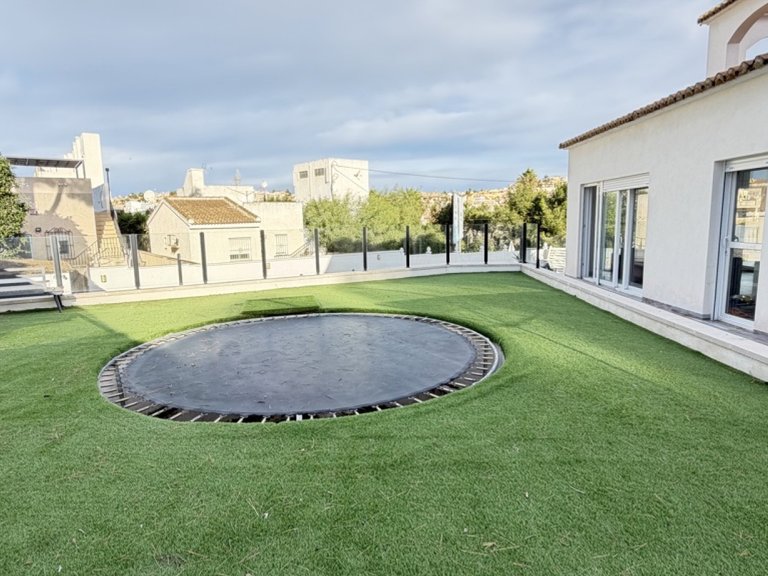 Villa for Sale in Orihuela Costa, Alicante 30