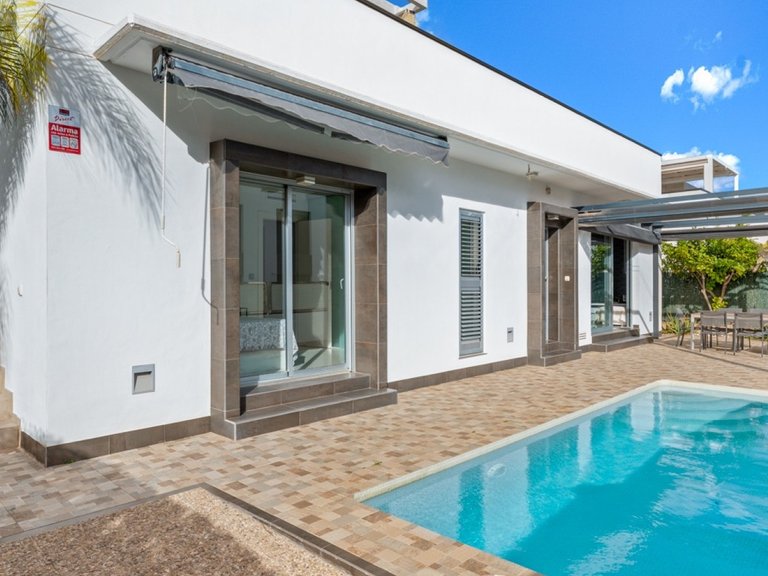 Villa for Sale in Ciudad Quesada, Alicante 1