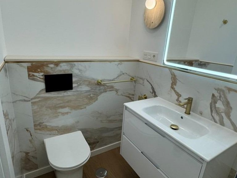 Apartment for Sale in Torrevieja, Alicante 13