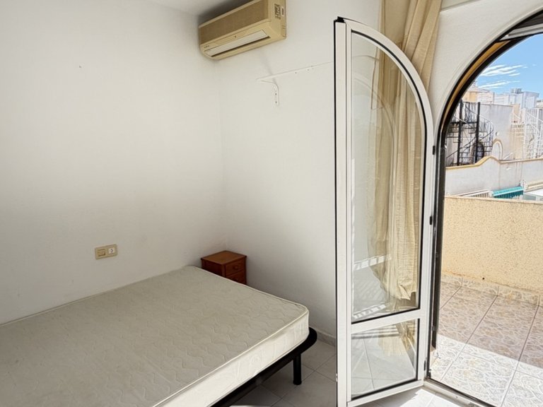 Town House for Sale in Orihuela Costa, Alicante 10