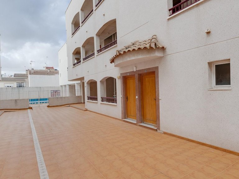 Apartment for Sale in La Marina, Alicante 5