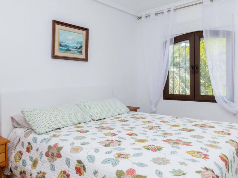 Town House for Sale in Orihuela Costa, Alicante, 17