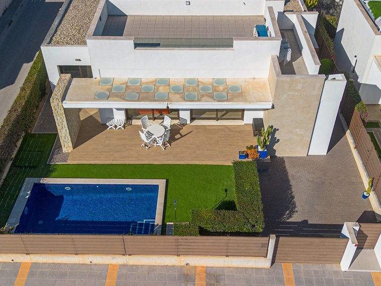 Villa for Sale in Vistabella Golf, Alicante 27