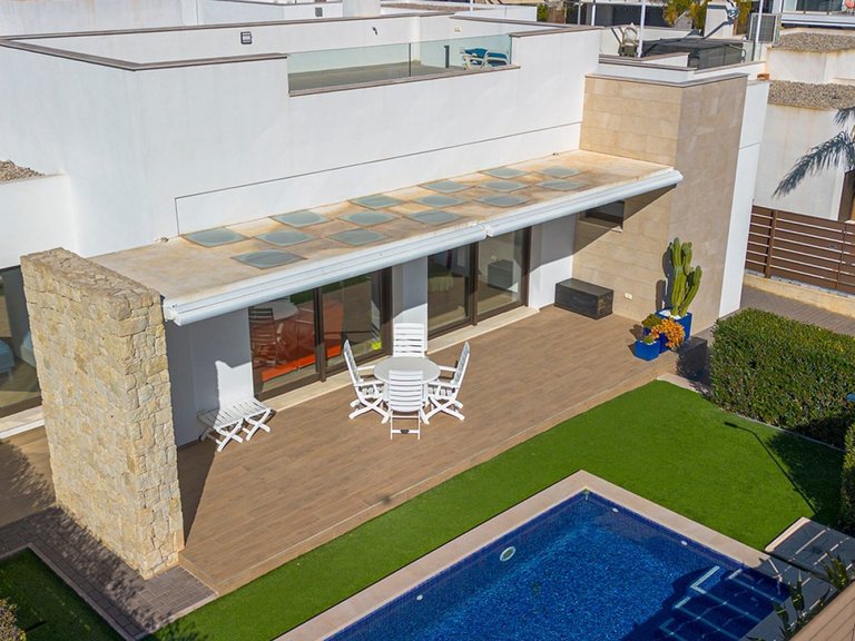Villa for Sale in Vistabella Golf, Alicante 30