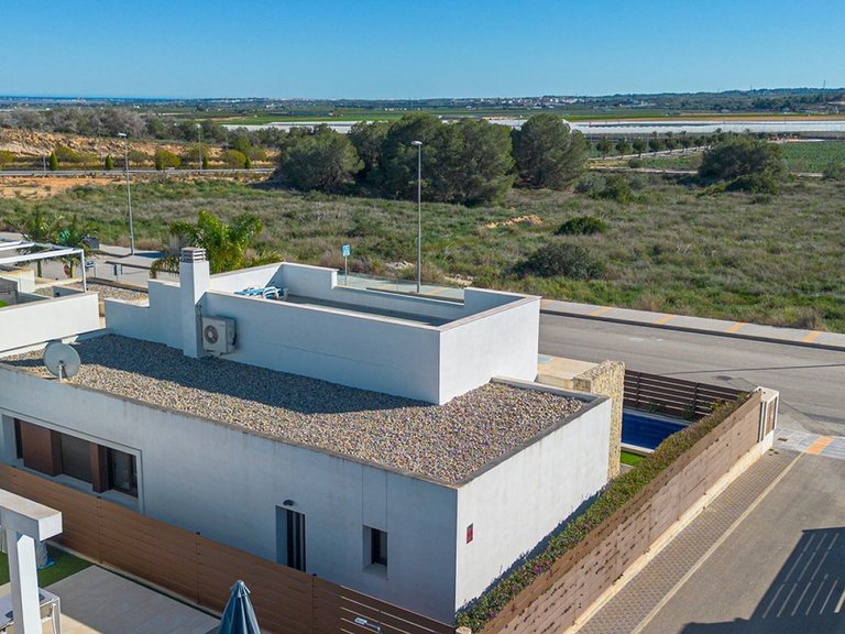 Villa for Sale in Vistabella Golf, Alicante 34