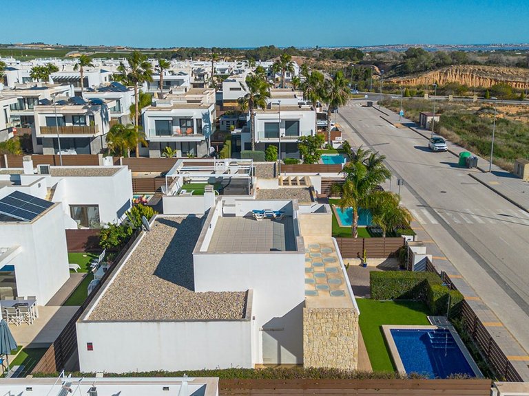 Villa for Sale in Vistabella Golf, Alicante 35