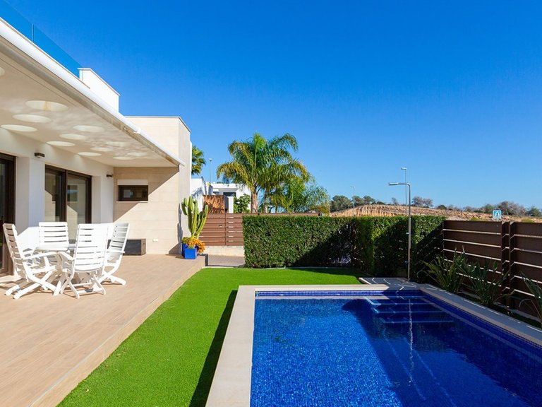 Villa for Sale in Vistabella Golf, Alicante 40