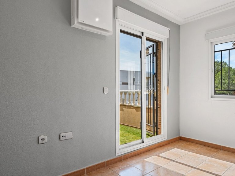 Villa for Sale in Orihuela Costa, Alicante 22