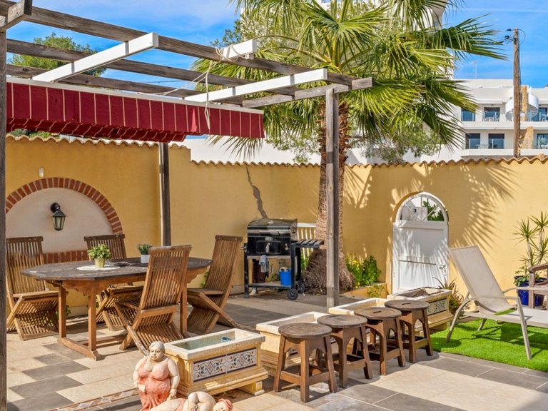 Villa for Sale in Orihuela Costa, Alicante 32