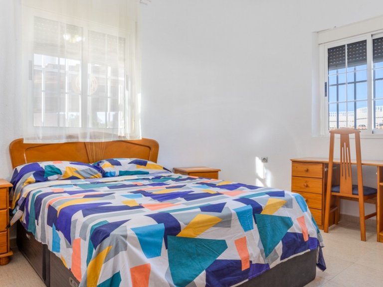 Villa for Sale in Torrevieja, Alicante 13