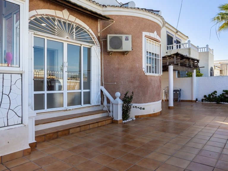Villa for Sale in Torrevieja, Alicante 34
