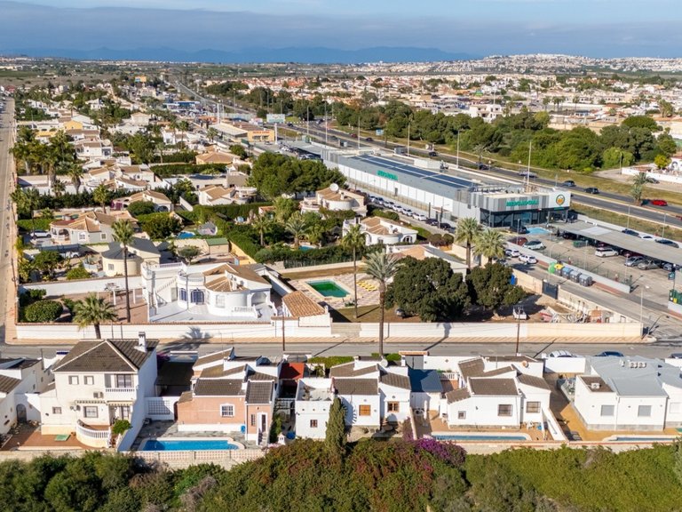 Villa for Sale in Torrevieja, Alicante 49