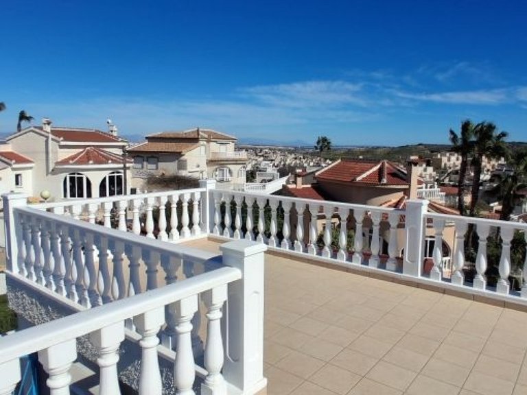 Villa for Sale in Rojales, Alicante 36