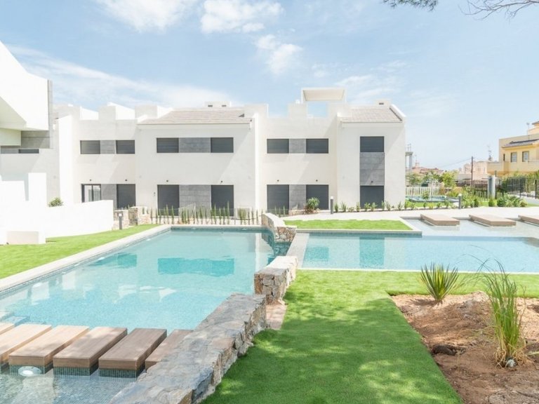 Villa for Sale in Torrevieja, Alicante 49