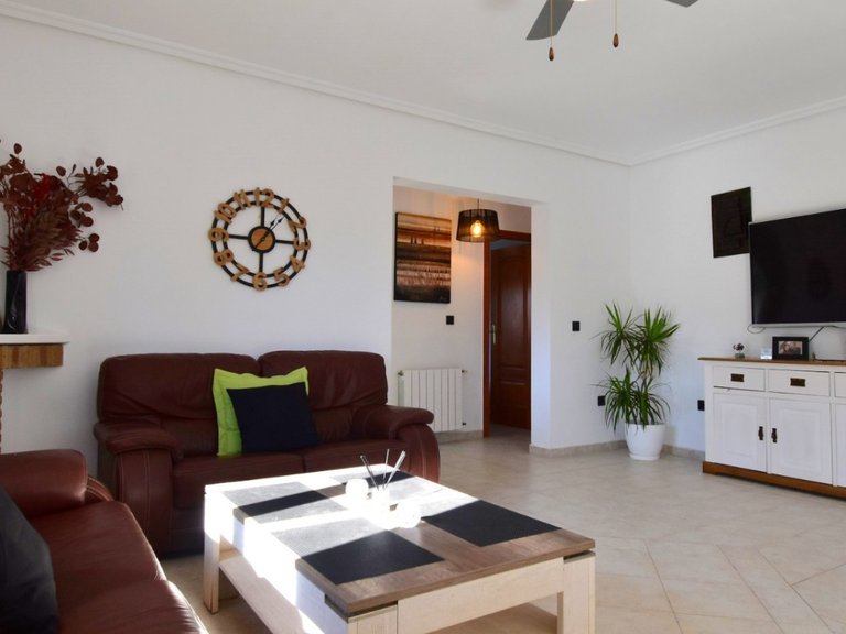 Villa for Sale in Orihuela Costa, Alicante 4