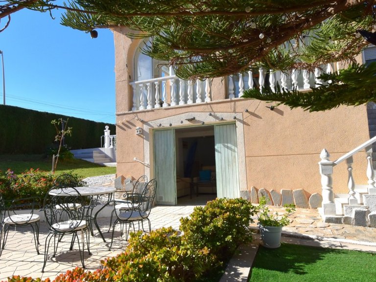 Villa for Sale in Orihuela Costa, Alicante 27