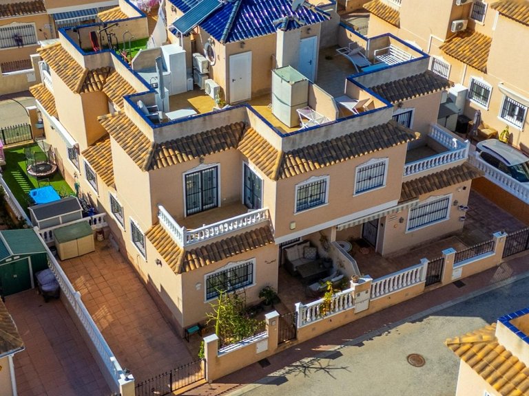Town House for Sale in Orihuela Costa, Alicante 2