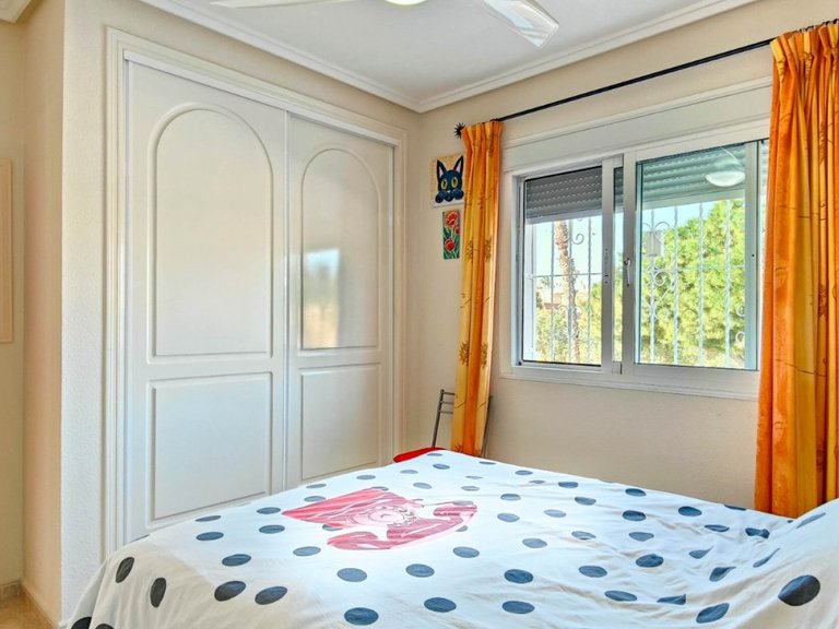 Villa for Sale in Rojales - Ciudad Quesada, Alicante 37