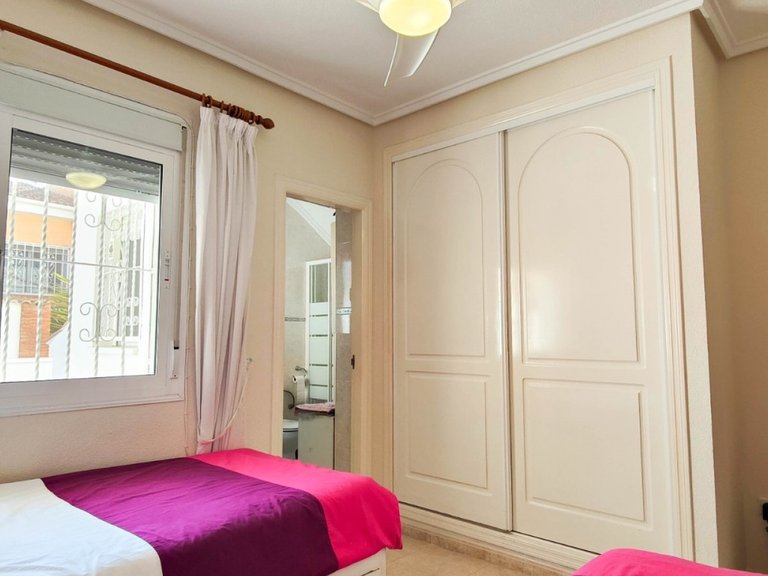 Villa for Sale in Rojales - Ciudad Quesada, Alicante 42