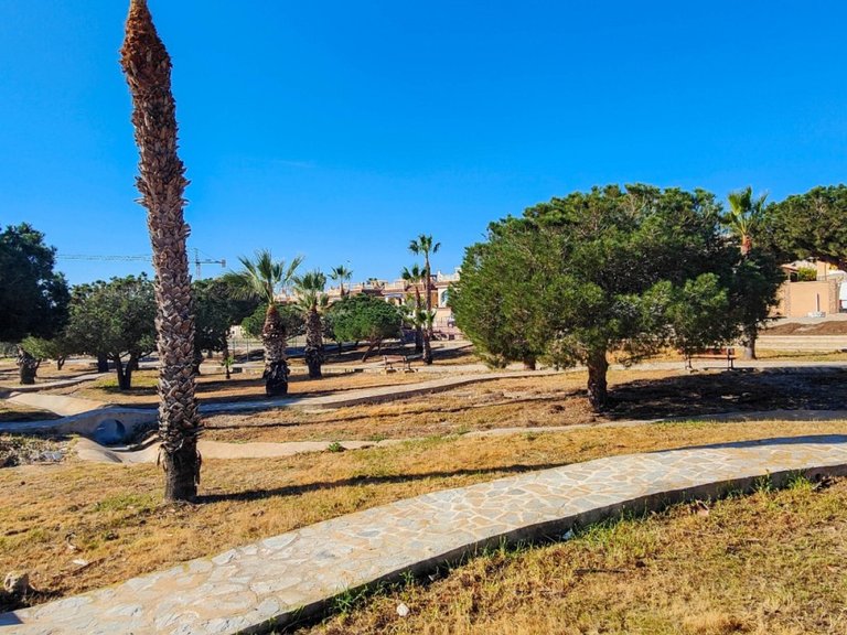 Villa for Sale in Rojales - Ciudad Quesada, Alicante 49