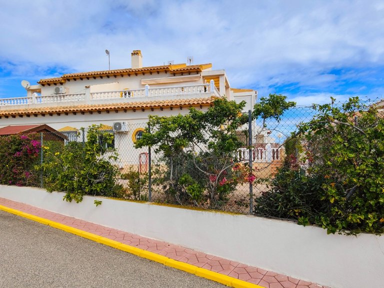 Town House for Sale in Orihuela Costa, Alicante 40
