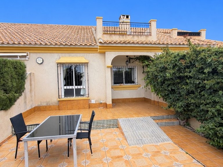 Villa for Sale in Orihuela Costa, Alicante 1