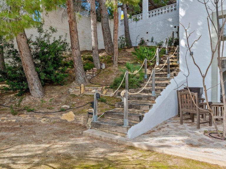 Villa for Sale in Altea, Alicante 28