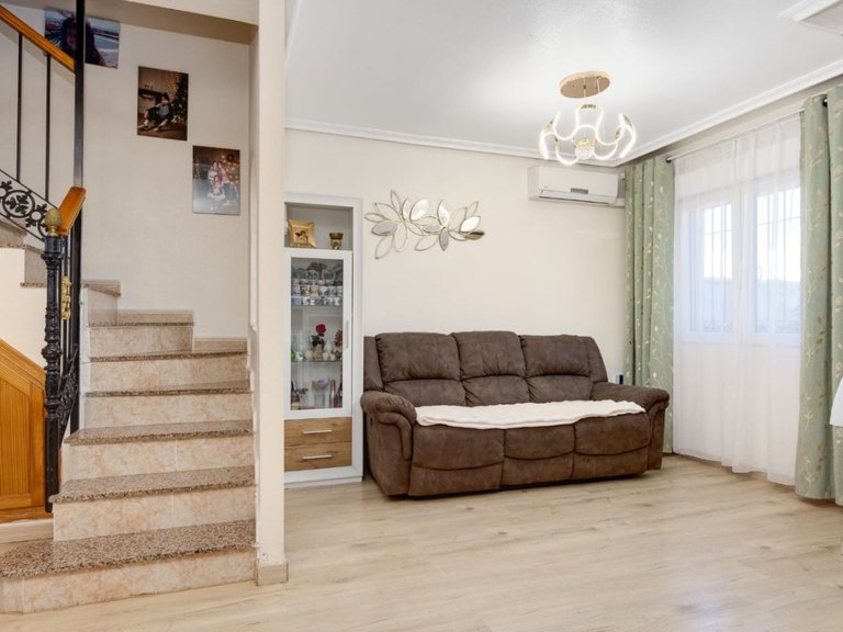 Town House for Sale in Torrevieja, Alicante 11