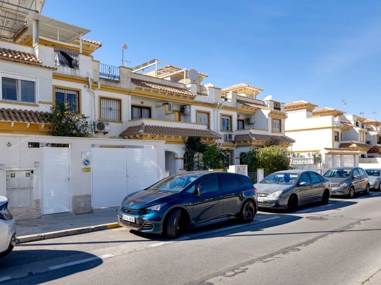Town House for Sale in Torrevieja, Alicante 23