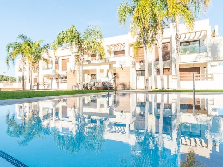 Apartment for Sale in Orihuela Costa, Alicante 30