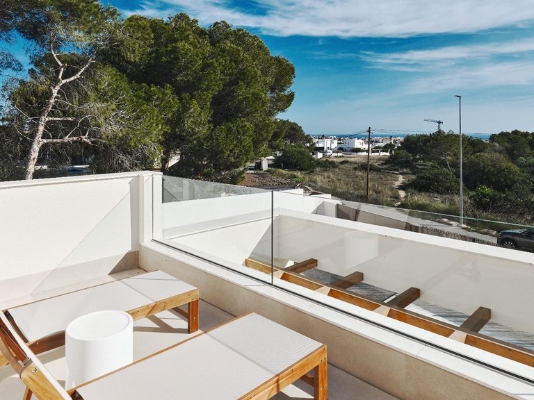 Villa for Sale in Orihuela Costa, Alicante 5