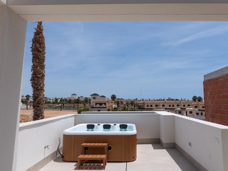 Villa for Sale in Los Alcazares, Murcia 43