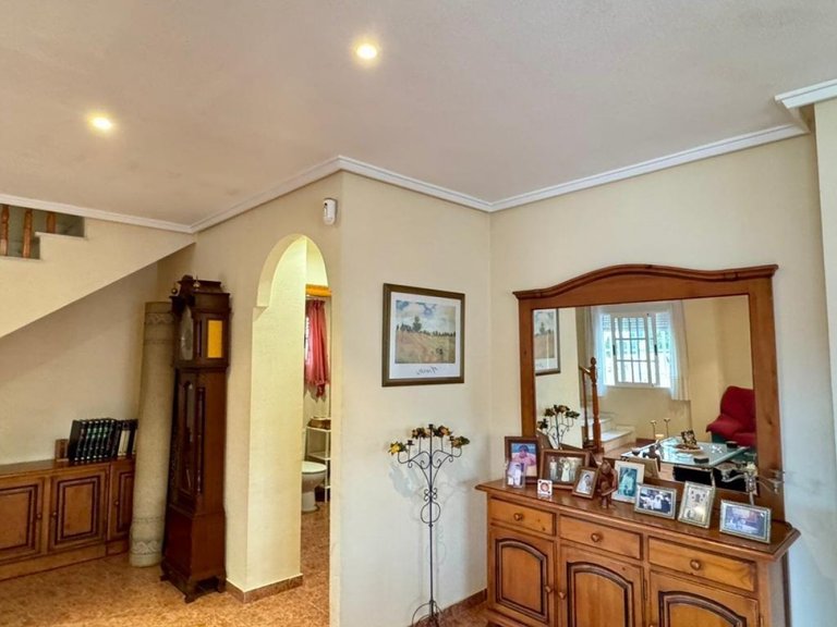 Villa for Sale in Torrevieja, Alicante 8