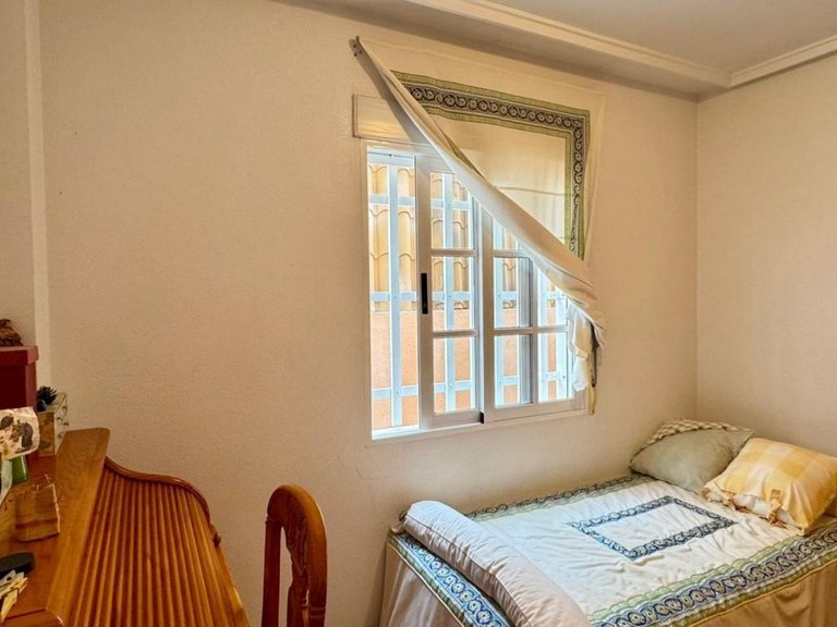 Villa for Sale in Torrevieja, Alicante 17